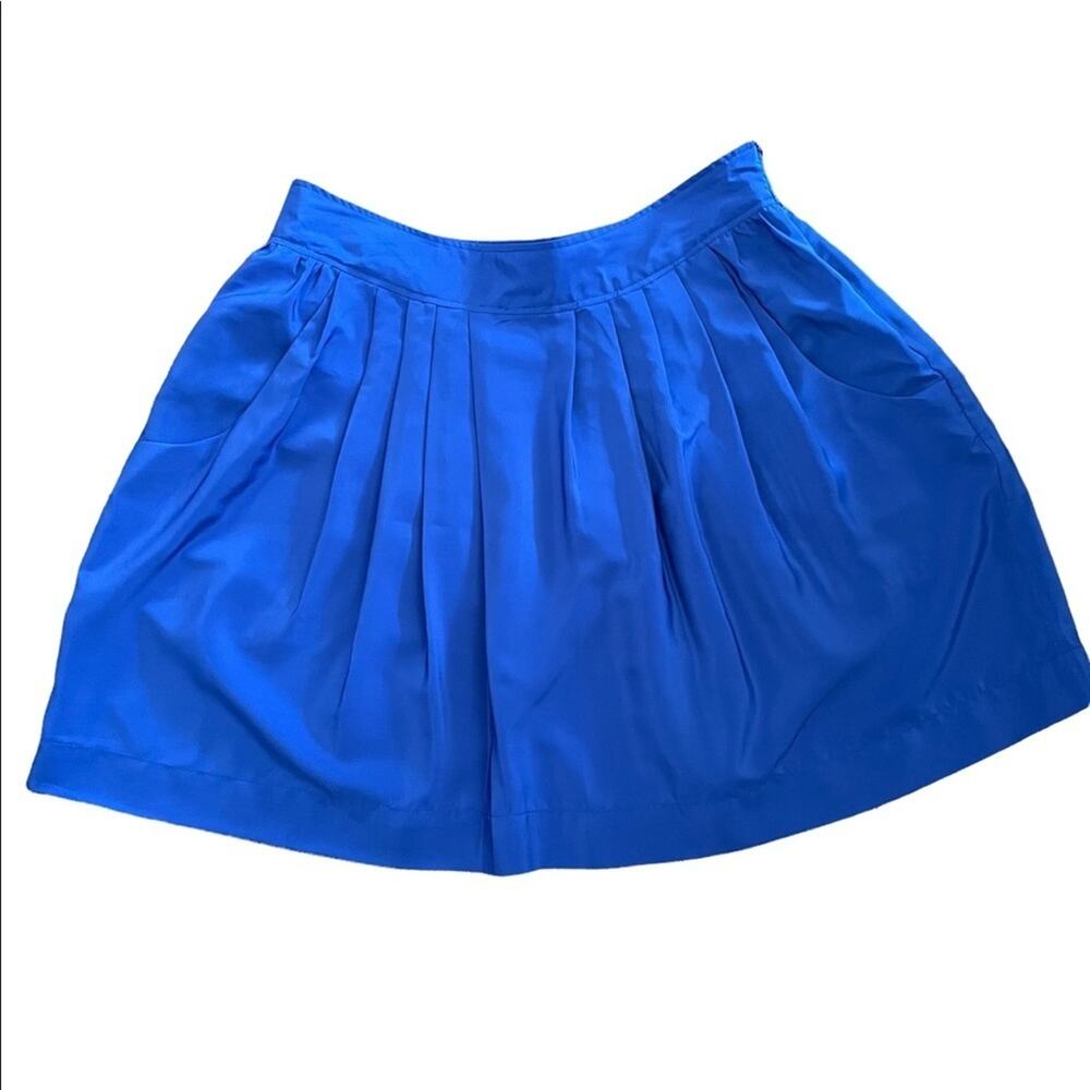 Free Hug Blue Pleated Skirt size Medium